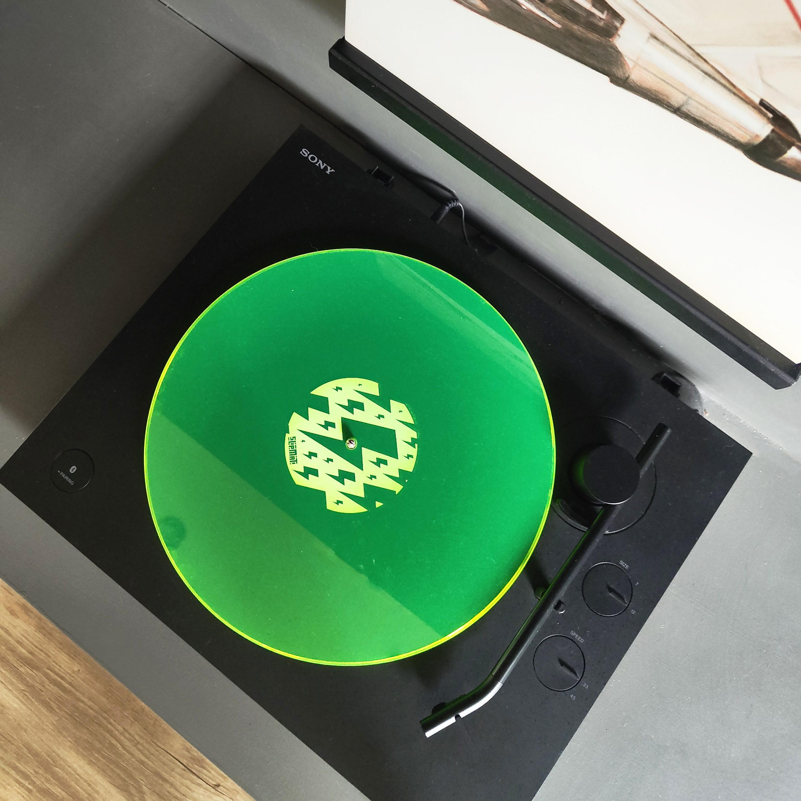 lightning green scaled